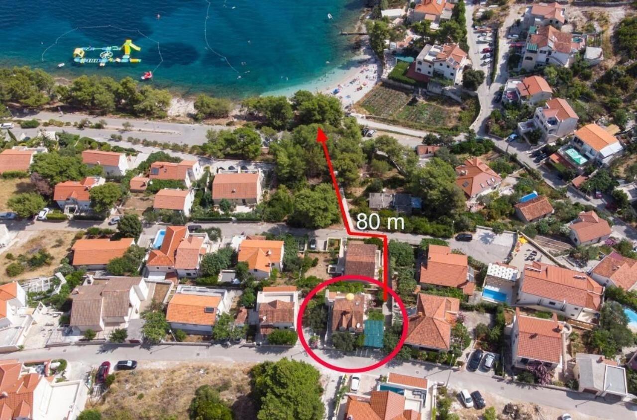 Apartments Damir - 80 M From Beach Postira Eksteriør billede